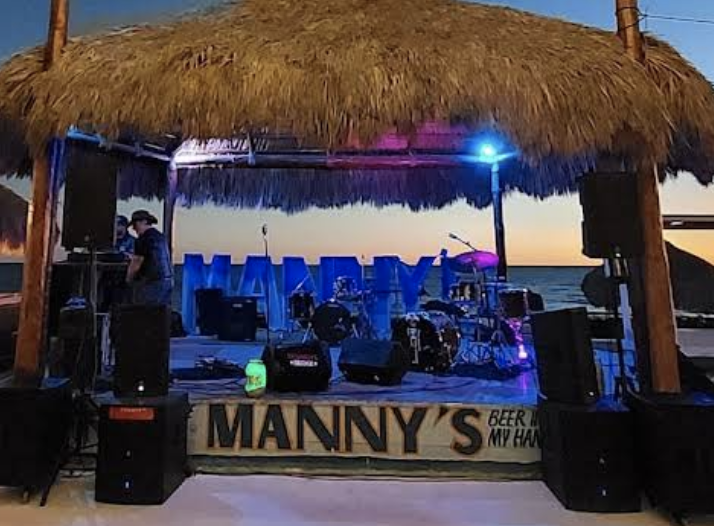Manny's Beach Club - Photo 1